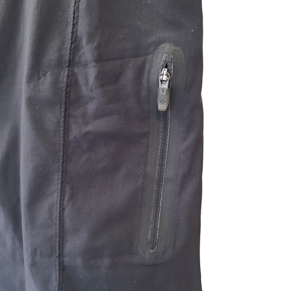 Columbia Skort with front tie and zipper size 6 black - Picture 9 of 9